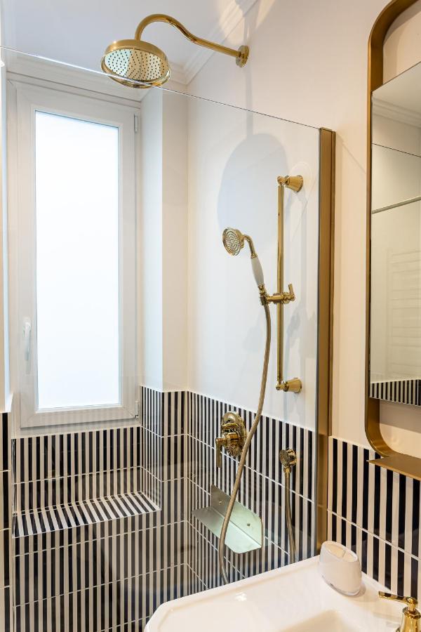 The San Giorgio Suite Downtown Montmartre Paris Exterior photo